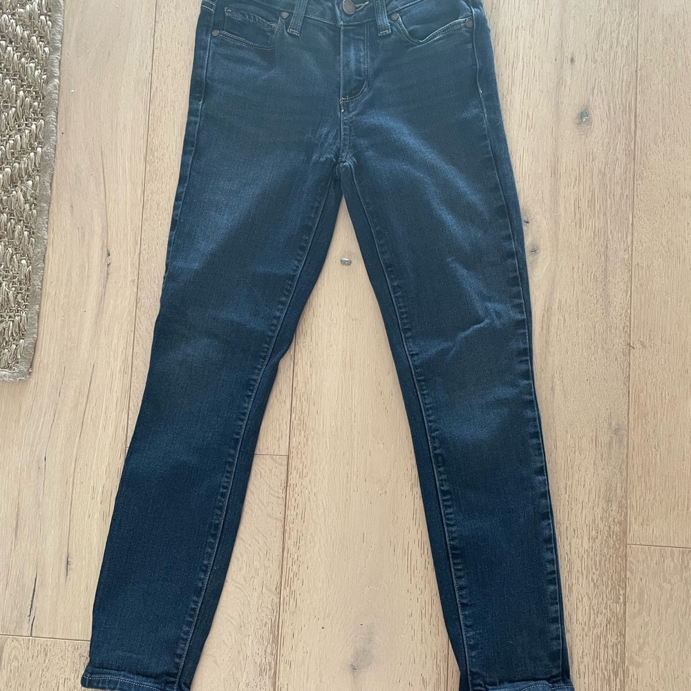 Paige Verdugo Ankle Dark Blue Denim Jeans in a size 24